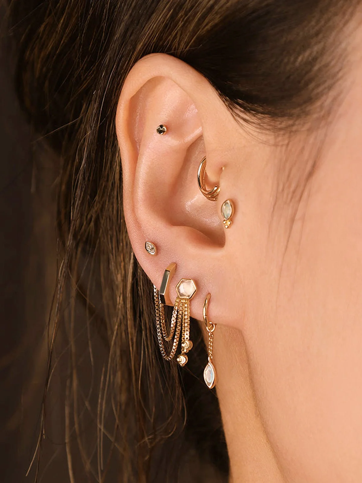 Bijoux piercing or 18K et pierres précieuses